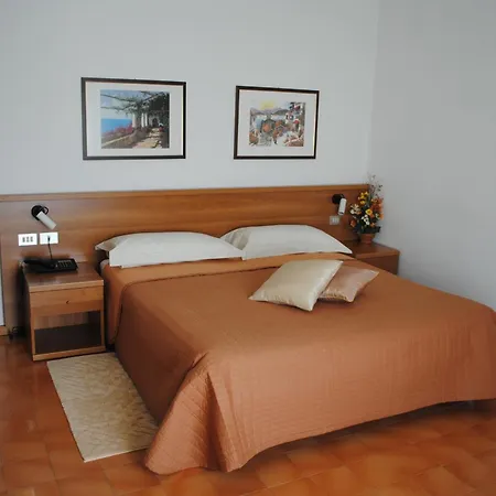 Hotel Albergo 